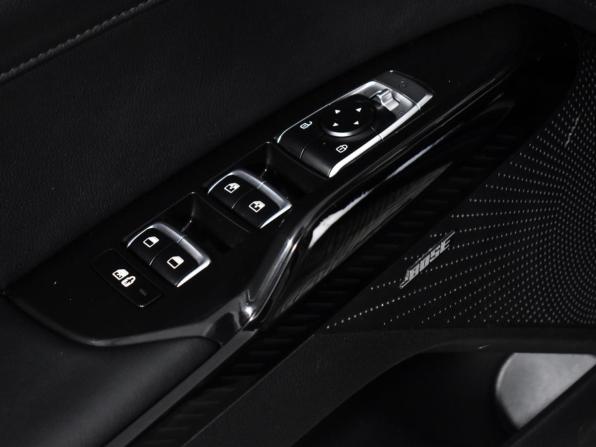 Kia K5 III с пробегом 2021 года, цена 2 490 000 рублей, 138053 км, седан, Автокод Объявления