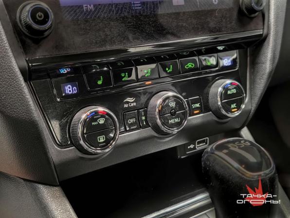 Skoda Octavia III (A7) Рестайлинг с пробегом 2019 года, цена 2 048 000 рублей, 81000 км, лифтбек, Автокод Объявления