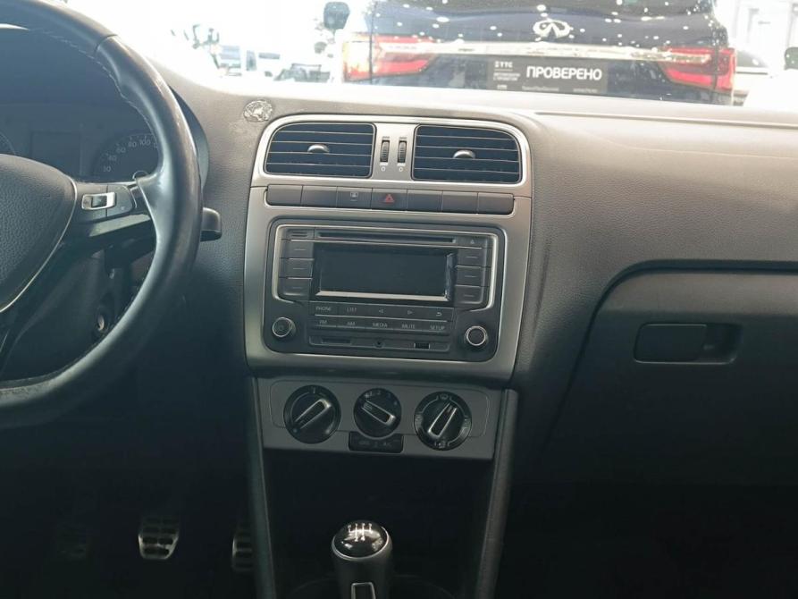 Volkswagen Polo V Рестайлинг Казань  - изображение 18