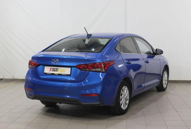 Hyundai Solaris II с пробегом 2018 года, цена 1 030 000 рублей, 191019 км, седан, Автокод Объявления