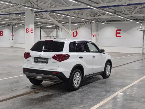 Suzuki Vitara II Рестайлинг с пробегом 2021 года, цена 1 636 000 рублей, 144960 км, внедорожник, Автокод Объявления