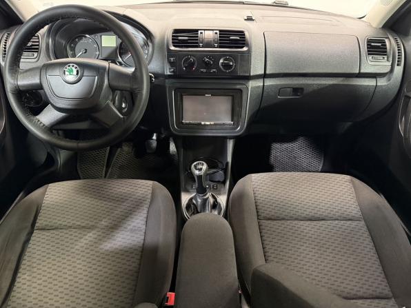Skoda Fabia II Рестайлинг с пробегом 2011 года, цена 689 000 рублей, 118817 км, хэтчбек, Автокод Объявления
