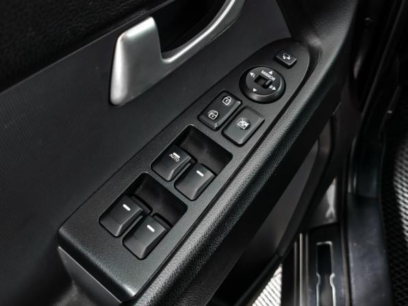 Kia Sportage III с пробегом 2011 года, цена 825 000 рублей, 276000 км, внедорожник, Автокод Объявления