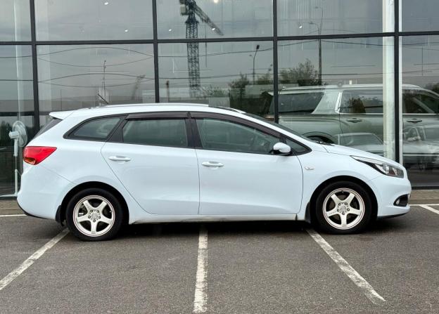 Kia Ceed II с пробегом 2014 года, цена 980 000 рублей, 179914 км, универсал, Автокод Объявления