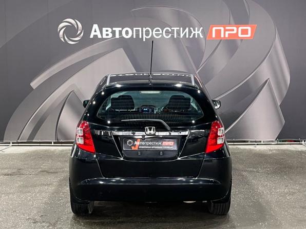 Honda Fit II с пробегом 2010 года, цена 670 000 рублей, 123525 км, хэтчбек, Автокод Объявления
