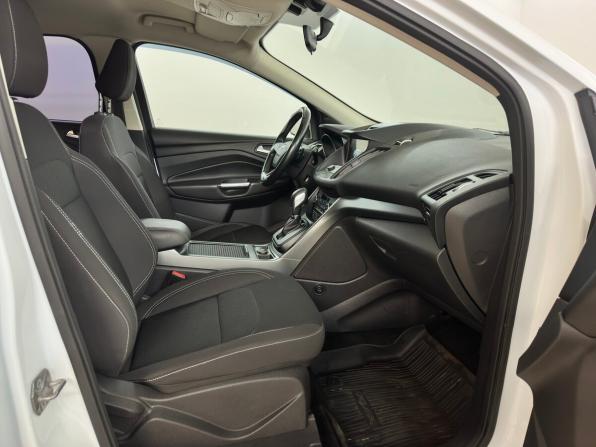 Ford Kuga II Рестайлинг с пробегом 2017 года, цена 1 675 000 рублей, 102520 км, внедорожник, Автокод Объявления