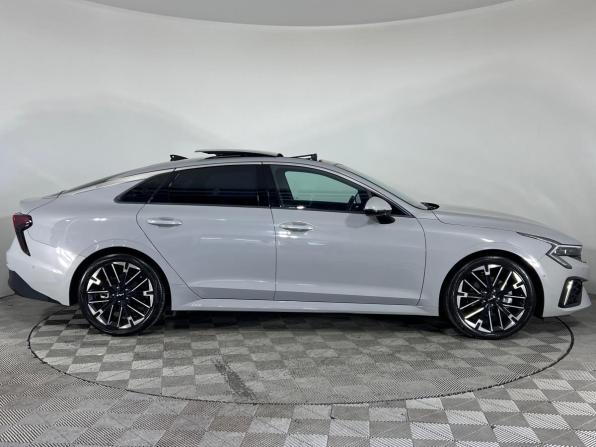 Kia K5 III Рестайлинг с пробегом 2024 года, цена 3 799 000 рублей, 66944 км, седан, Автокод Объявления