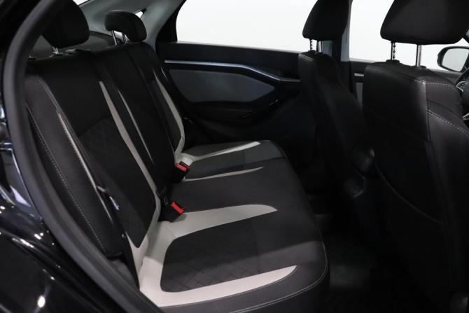 Lada (ВАЗ) Vesta I с пробегом 2020 года, цена 1 077 000 рублей, 132825 км, седан, Автокод Объявления