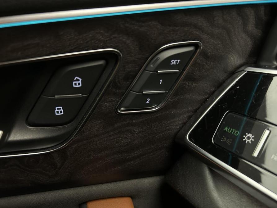 Audi Q8 I (4M) Москва  - изображение 19