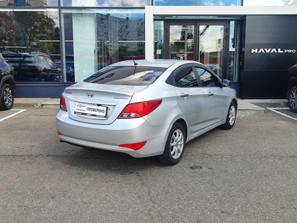 Hyundai Solaris I Рестайлинг с пробегом 2015 года, цена 899 000 рублей, 130836 км, седан, Автокод Объявления