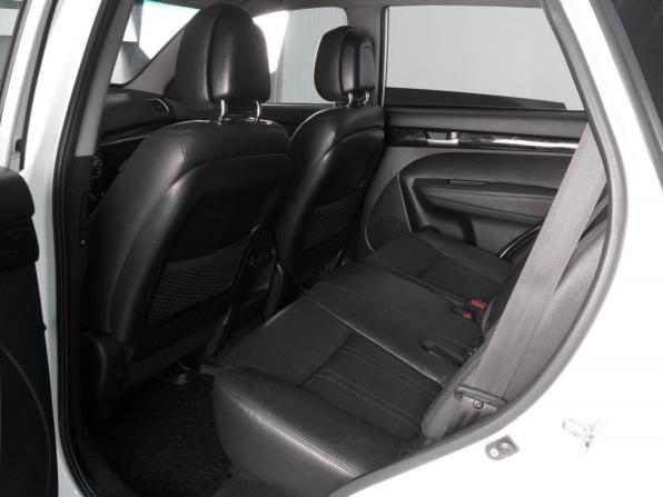 Kia Sorento II Рестайлинг с пробегом 2015 года, цена 1 950 000 рублей, 134459 км, внедорожник, Автокод Объявления