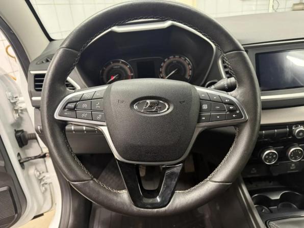 Lada (ВАЗ) Vesta I Рестайлинг (NG) с пробегом 2024 года, цена 1 332 792 рубля, 29938 км, седан, Автокод Объявления