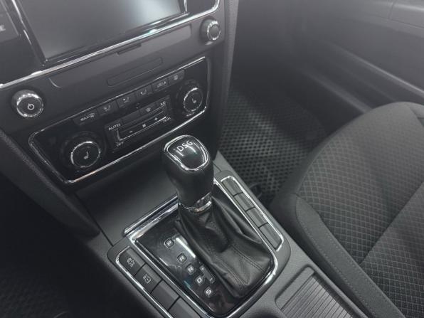Skoda Superb II с пробегом 2013 года, цена 1 419 000 рублей, 129000 км, лифтбек, Автокод Объявления