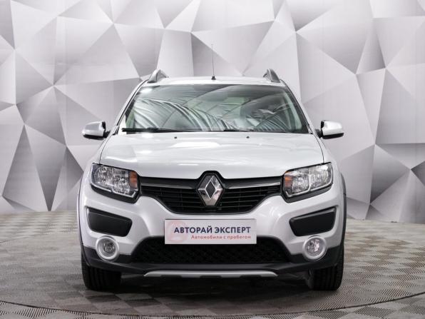 Renault Sandero II с пробегом 2018 года, цена 1 220 000 рублей, 27550 км, хэтчбек, Автокод Объявления