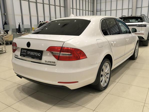 Skoda Superb II Рестайлинг с пробегом 2013 года, цена 750 000 рублей, 304094 км, лифтбек, Автокод Объявления