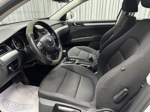 Skoda Superb II с пробегом 2012 года, цена 1 045 000 рублей, 280800 км, лифтбек, Автокод Объявления