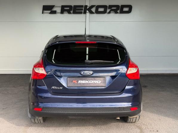 Ford Focus III с пробегом 2012 года, цена 639 000 рублей, 217828 км, хэтчбек, Автокод Объявления
