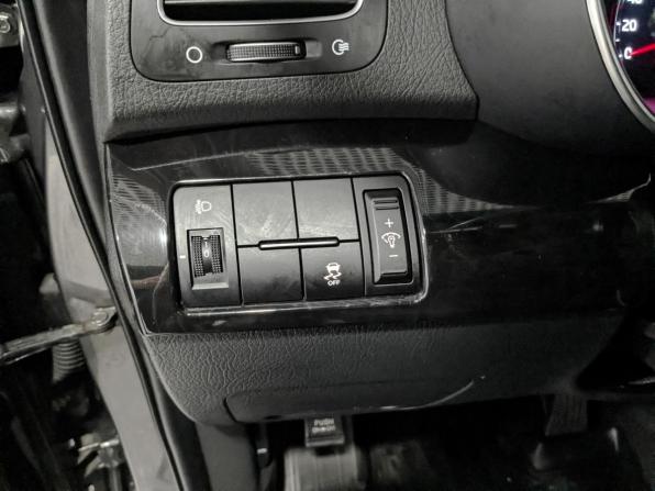 Kia Sorento II Рестайлинг с пробегом 2018 года, цена 1 925 000 рублей, 116194 км, внедорожник, Автокод Объявления