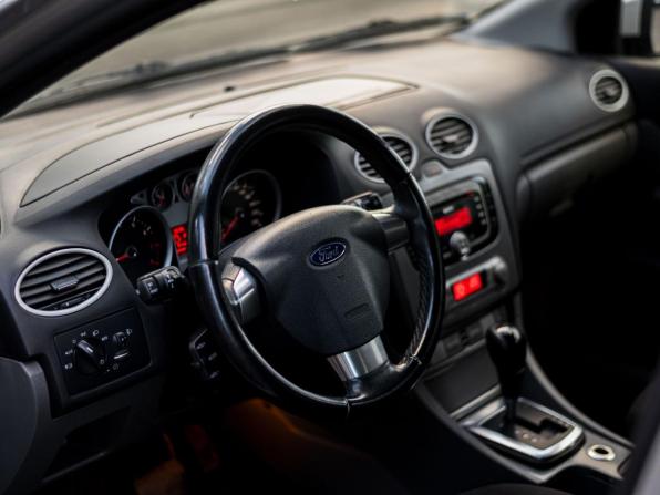 Ford Focus II Рестайлинг с пробегом 2010 года, цена 505 000 рублей, 263347 км, седан, Автокод Объявления