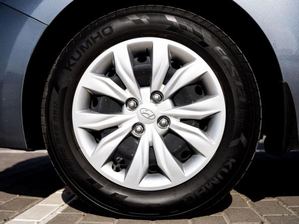 Hyundai Solaris II с пробегом 2018 года, цена 1 350 000 рублей, 140000 км, седан, Автокод Объявления