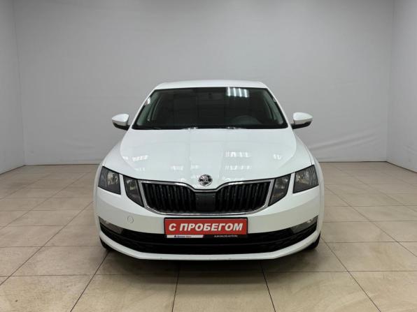 Skoda Octavia III (A7) Рестайлинг с пробегом 2018 года, цена 1 080 000 рублей, 260200 км, лифтбек, Автокод Объявления