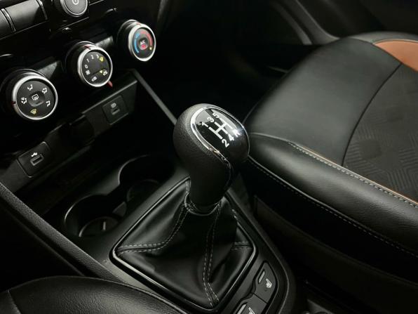 Lada (ВАЗ) Vesta I Рестайлинг (NG) с пробегом 2023 года, цена 1 350 000 рублей, 26125 км, седан, Автокод Объявления