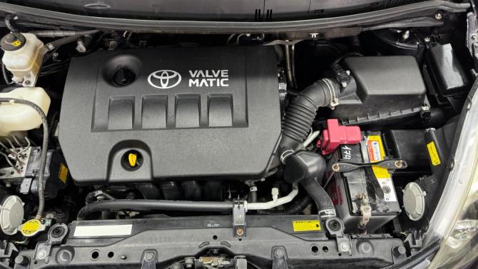 Toyota ISis I Рестайлинг с пробегом 2012 года, цена 1 352 100 рублей, 169484 км, минивэн, Автокод Объявления