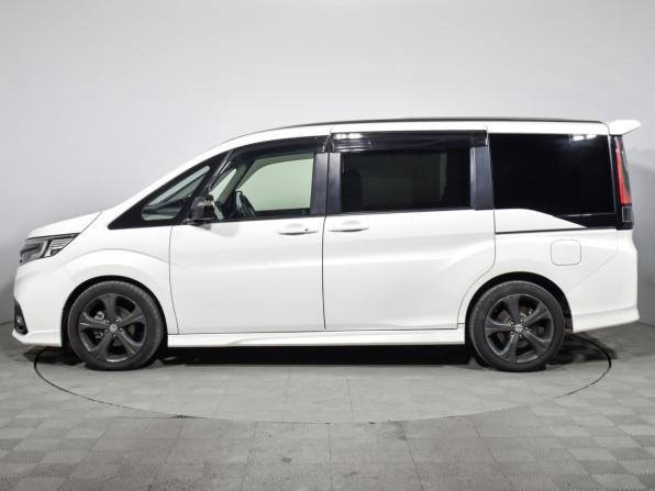 Honda Stepwgn V Рестайлинг с пробегом 2018 года, цена 3 050 000 рублей, 86000 км, минивэн, Автокод Объявления