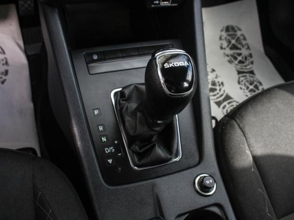 Skoda Octavia III (A7) Рестайлинг с пробегом 2019 года, цена 1 595 000 рублей, 111268 км, лифтбек, Автокод Объявления