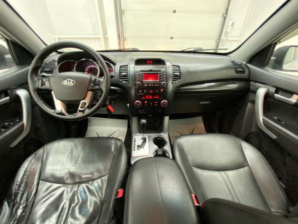 Kia Sorento II с пробегом 2009 года, цена 900 000 рублей, 284107 км, внедорожник, Автокод Объявления