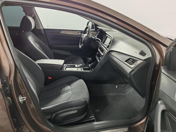 Hyundai Sonata VII (LF) Рестайлинг с пробегом 2017 года, цена 1 459 000 рублей, 199064 км, седан, Автокод Объявления