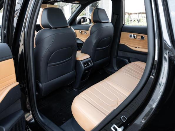 Geely Galaxy Starship 7 с пробегом 2025 года, цена 3 339 000 рублей, 10516 км, внедорожник, Автокод Объявления
