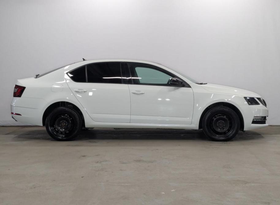 Skoda Octavia III (A7) Рестайлинг Санкт-Петербург  - изображение 4