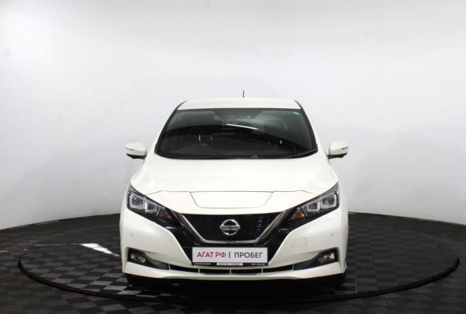 Nissan Leaf II (ZE1) с пробегом 2018 года, цена 1 590 000 рублей, 60712 км, хэтчбек, Автокод Объявления
