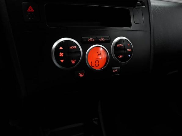 Nissan Tiida I Рестайлинг с пробегом 2012 года, цена 699 000 рублей, 260534 км, хэтчбек, Автокод Объявления