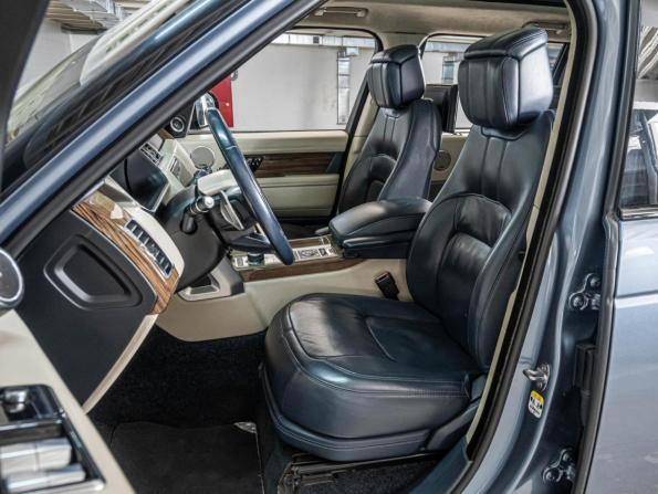 Land Rover Range Rover IV Рестайлинг с пробегом 2018 года, цена 7 035 000 рублей, 239537 км, внедорожник, Автокод Объявления
