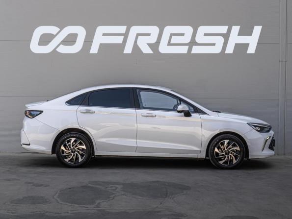 BAIC U5 Plus с пробегом 2024 года, цена 1 380 000 рублей, 51080 км, седан, Автокод Объявления
