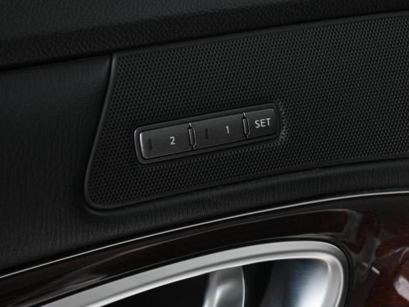 Infiniti M IV с пробегом 2013 года, цена 1 599 000 рублей, 270967 км, седан, Автокод Объявления