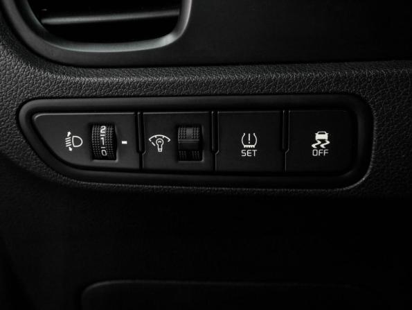 Kia Rio IV с пробегом 2018 года, цена 1 524 000 рублей, 148063 км, хэтчбек, Автокод Объявления