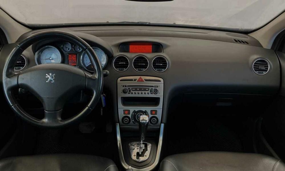 Peugeot 308 I Москва  - изображение 5