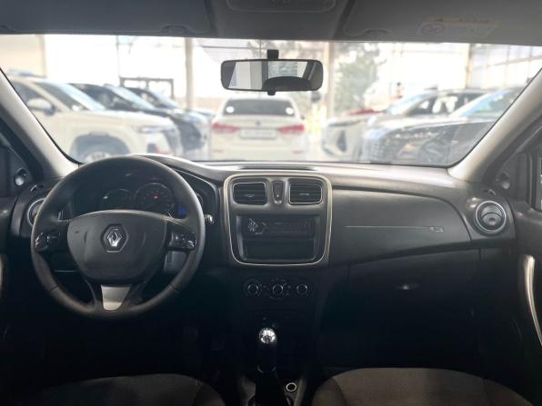 Renault Sandero II с пробегом 2015 года, цена 639 900 рублей, 128000 км, хэтчбек, Автокод Объявления