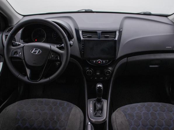 Hyundai Solaris I Рестайлинг с пробегом 2015 года, цена 1 110 000 рублей, 119192 км, седан, Автокод Объявления