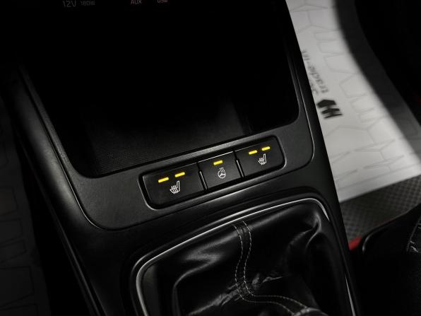 Kia Rio IV с пробегом 2018 года, цена 1 275 000 рублей, 141437 км, хэтчбек, Автокод Объявления
