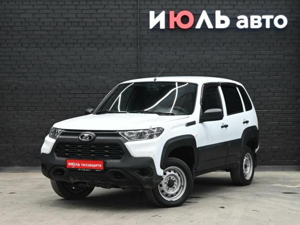 Lada (ВАЗ) Niva с пробегом 2023 года, цена 1 050 000 рублей, 45541 км, внедорожник, Автокод Объявления