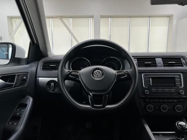 Volkswagen Jetta VI Рестайлинг с пробегом 2015 года, цена 980 000 рублей, 203323 км, седан, Автокод Объявления