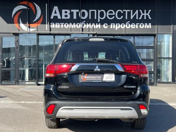 Mitsubishi Outlander III Рестайлинг 3 с пробегом 2019 года, цена 1 631 000 рублей, 308009 км, внедорожник, Автокод Объявления