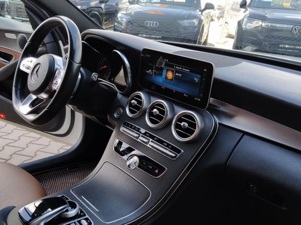 Mercedes-Benz C-Класс IV (W205) Рестайлинг с пробегом 2018 года, цена 2 650 000 рублей, 133631 км, седан, Автокод Объявления