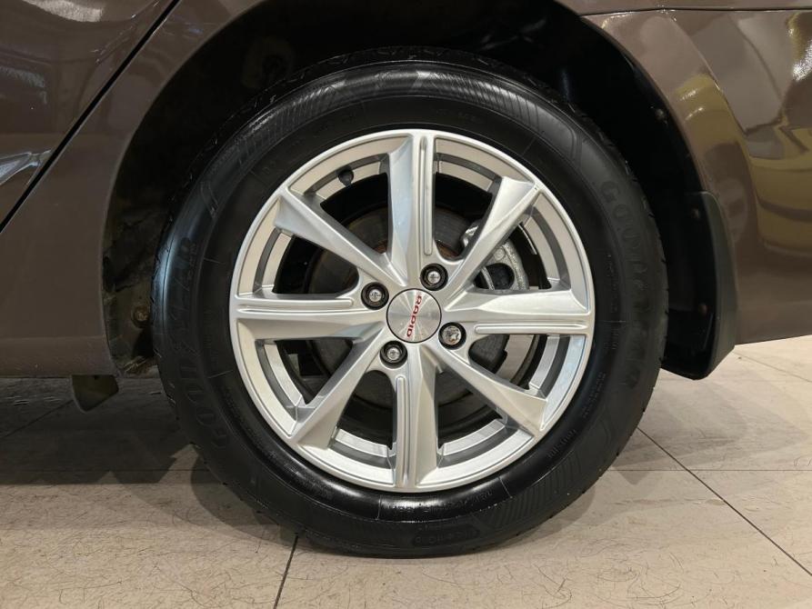 Hyundai Solaris I Рестайлинг Санкт-Петербург  - изображение 11