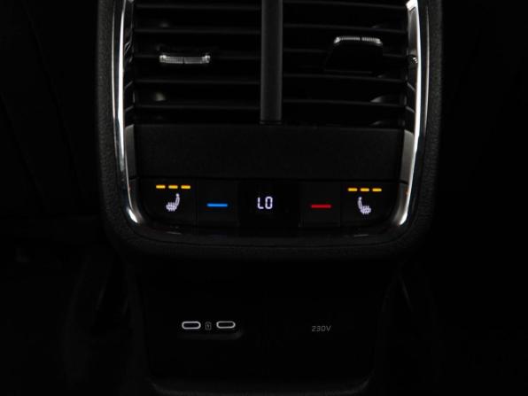 Skoda Octavia IV (A8) с пробегом 2020 года, цена 2 275 055 рублей, 149606 км, лифтбек, Автокод Объявления