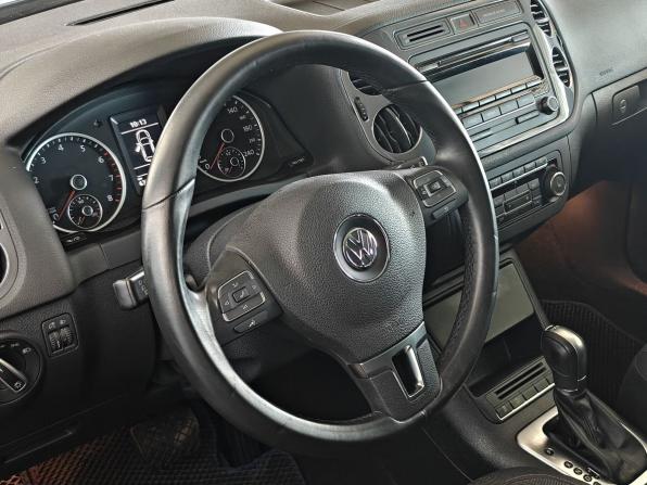 Volkswagen Tiguan I Рестайлинг с пробегом 2013 года, цена 1 400 000 рублей, 63707 км, внедорожник, Автокод Объявления